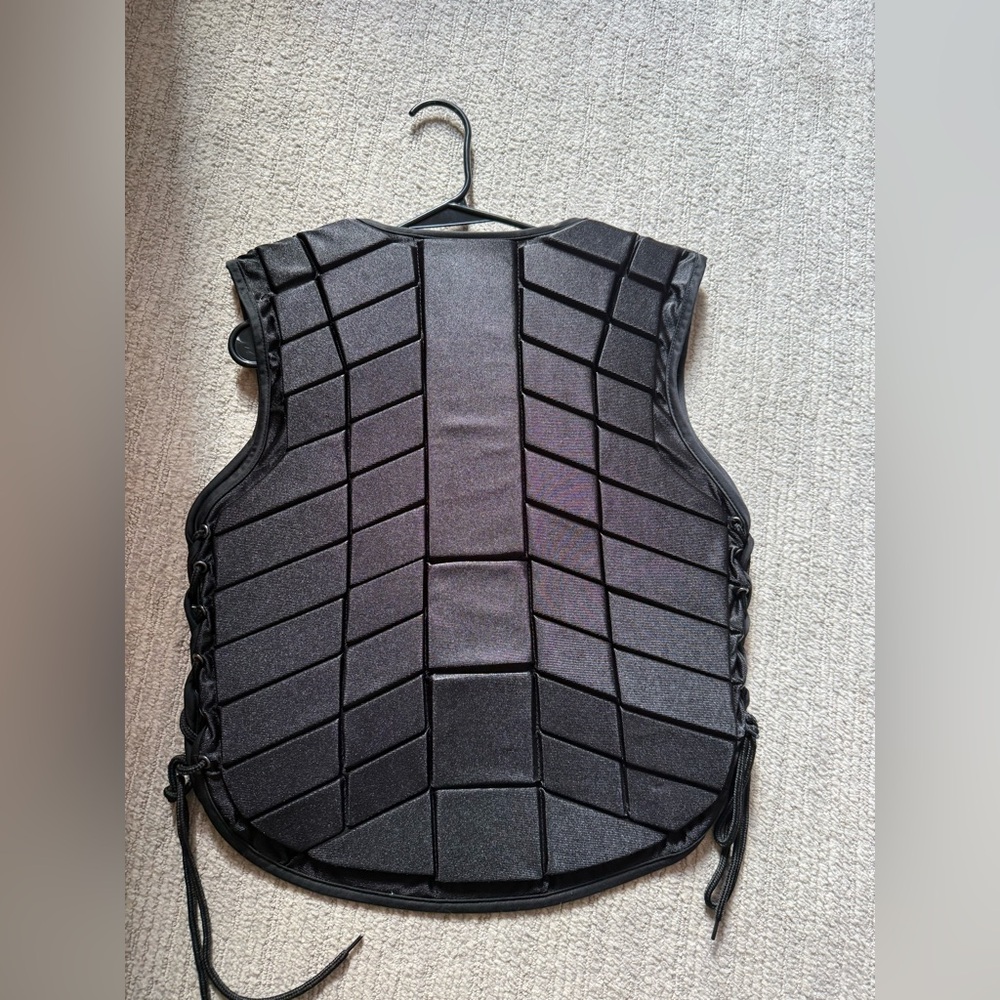 Women’s Riding Vest Size M